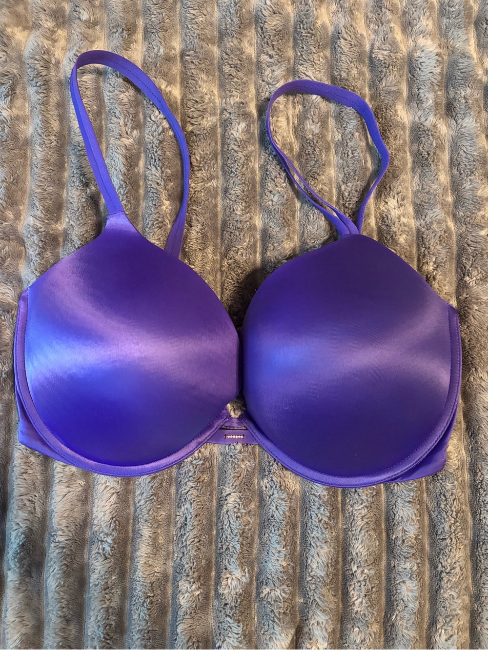Victoria Secrete Very Sexy Purple Push-up Bra 36G